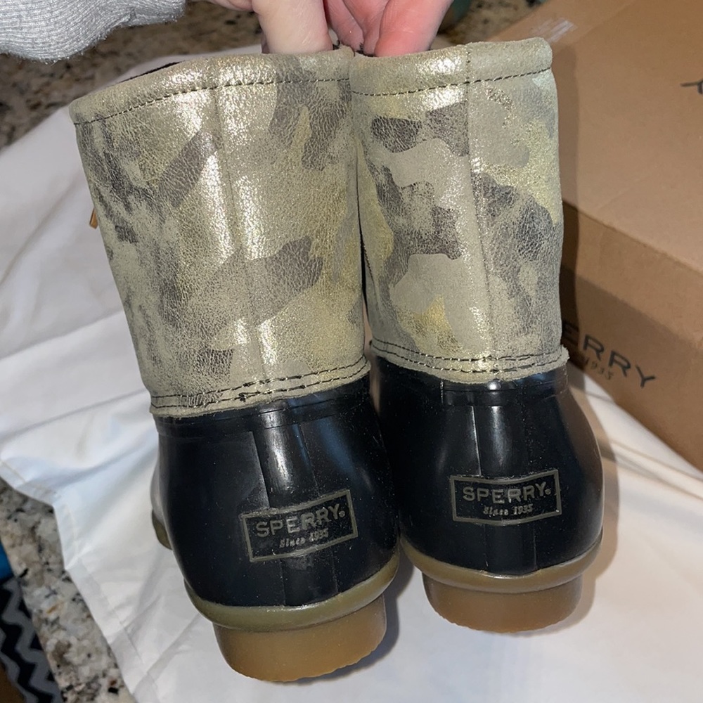 Sperry Saltwater Met Camo Olive boots brand new - Picture 3 of 6
